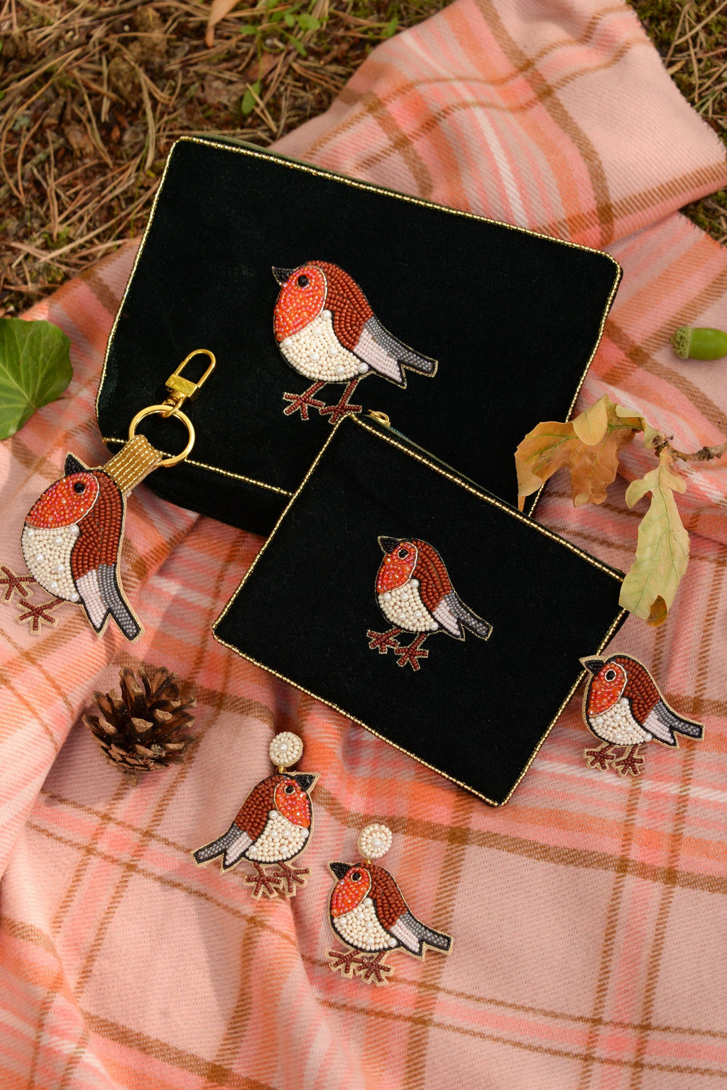 My Doris Green Robin Medium Velvet Pouch