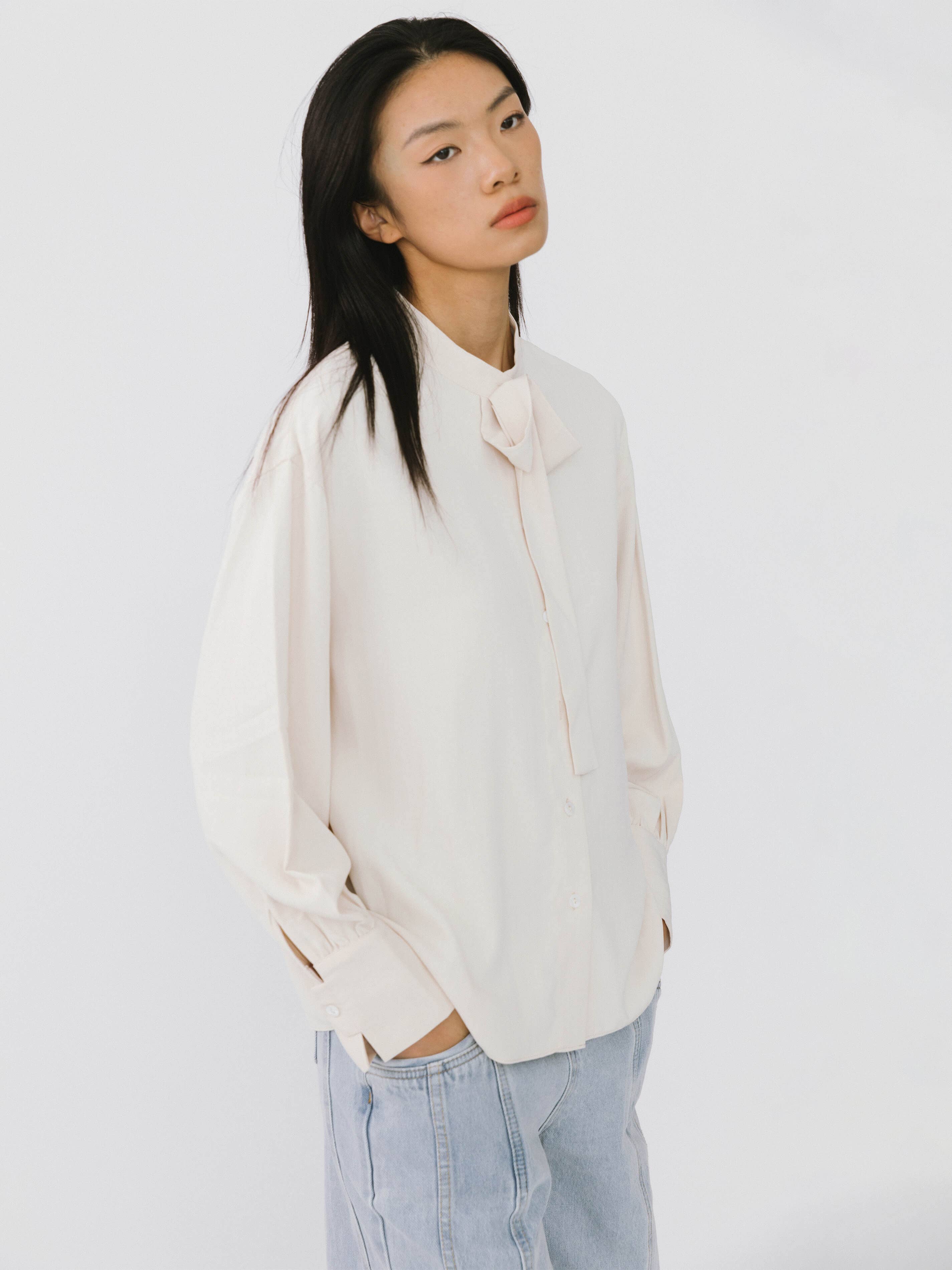 Cubic Oatmeal Collar Tied Slim Fit Shirt