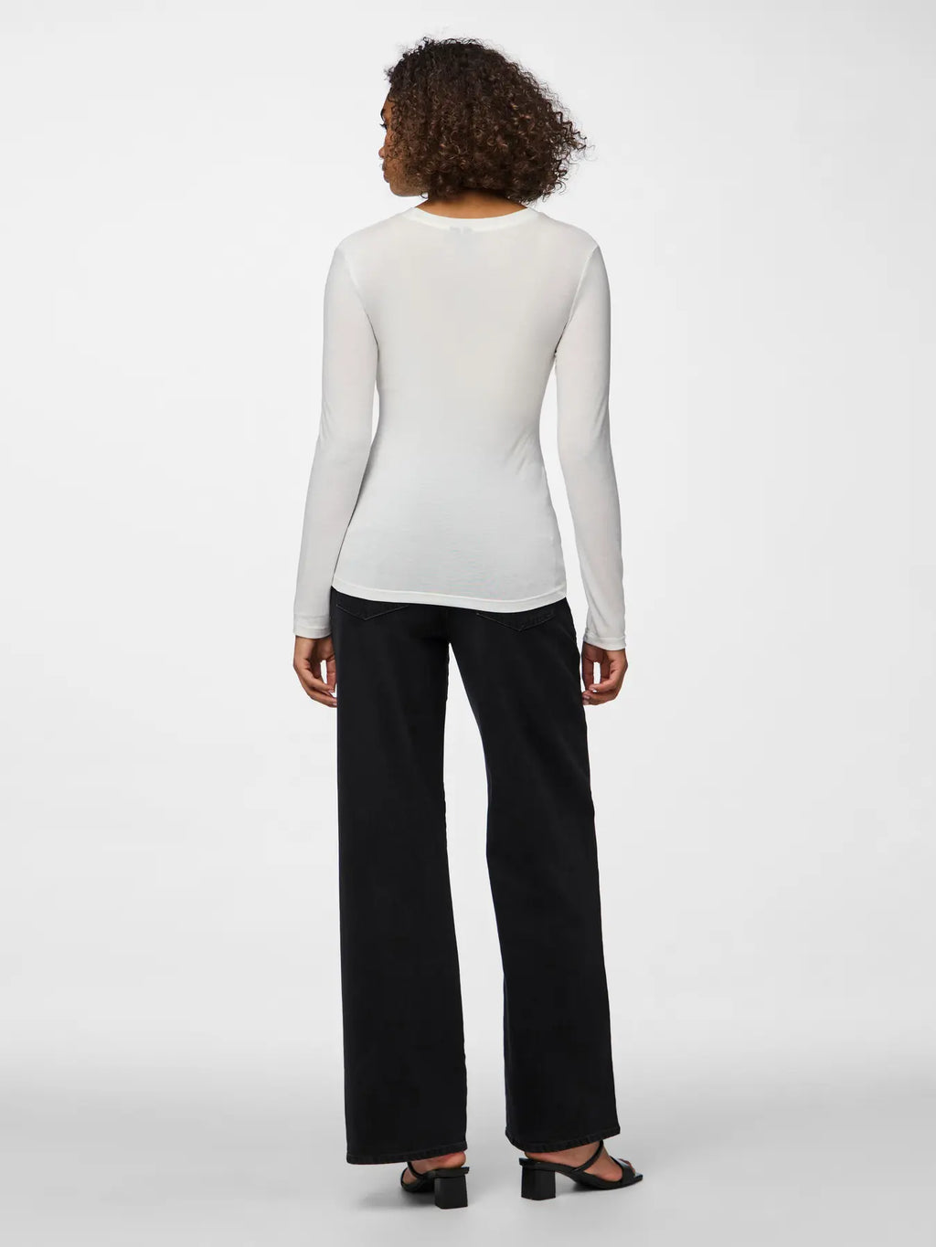 MARIA Light Long Sleeve T-Shirt