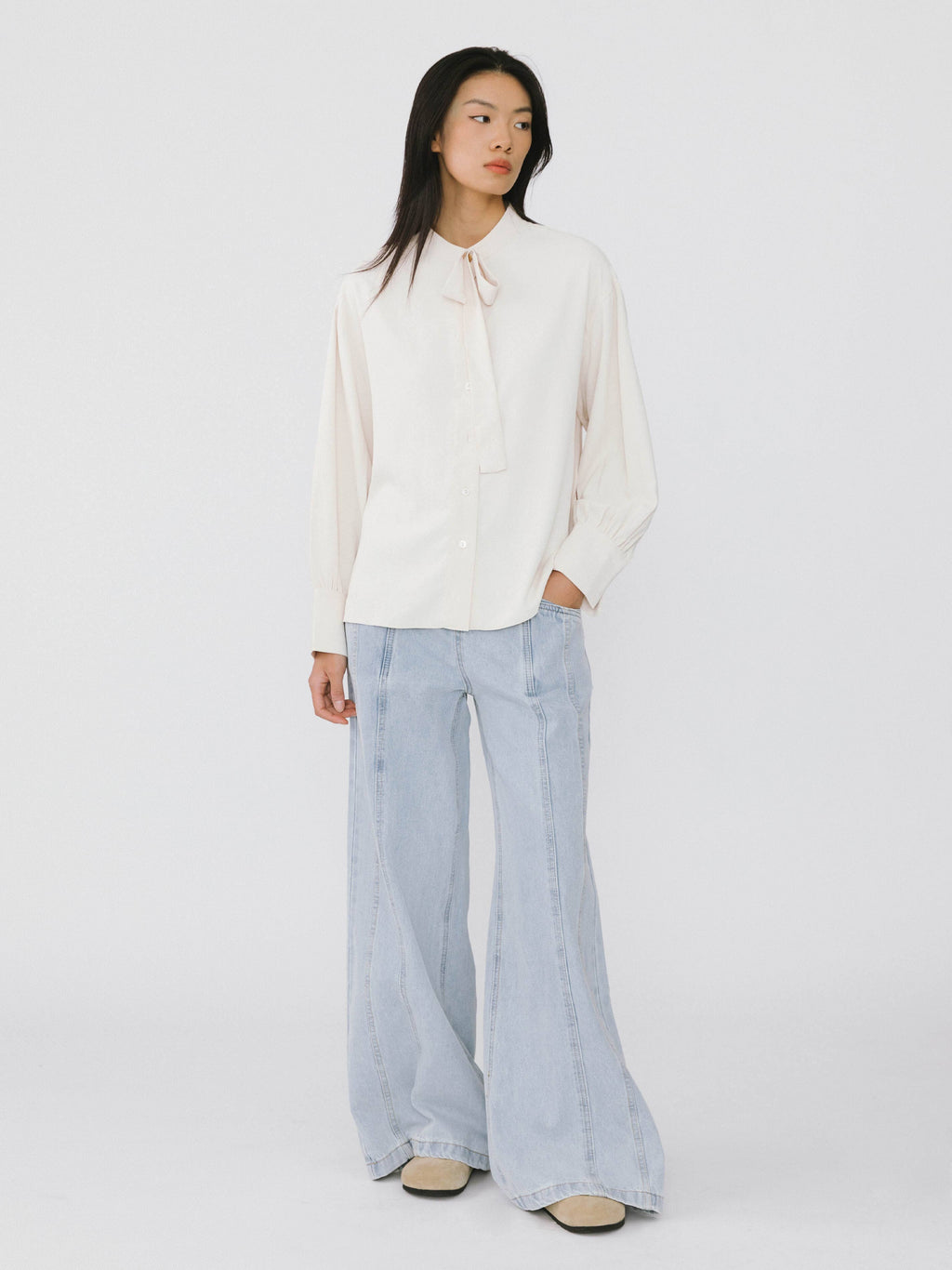 Cubic Oatmeal Collar Tied Slim Fit Shirt