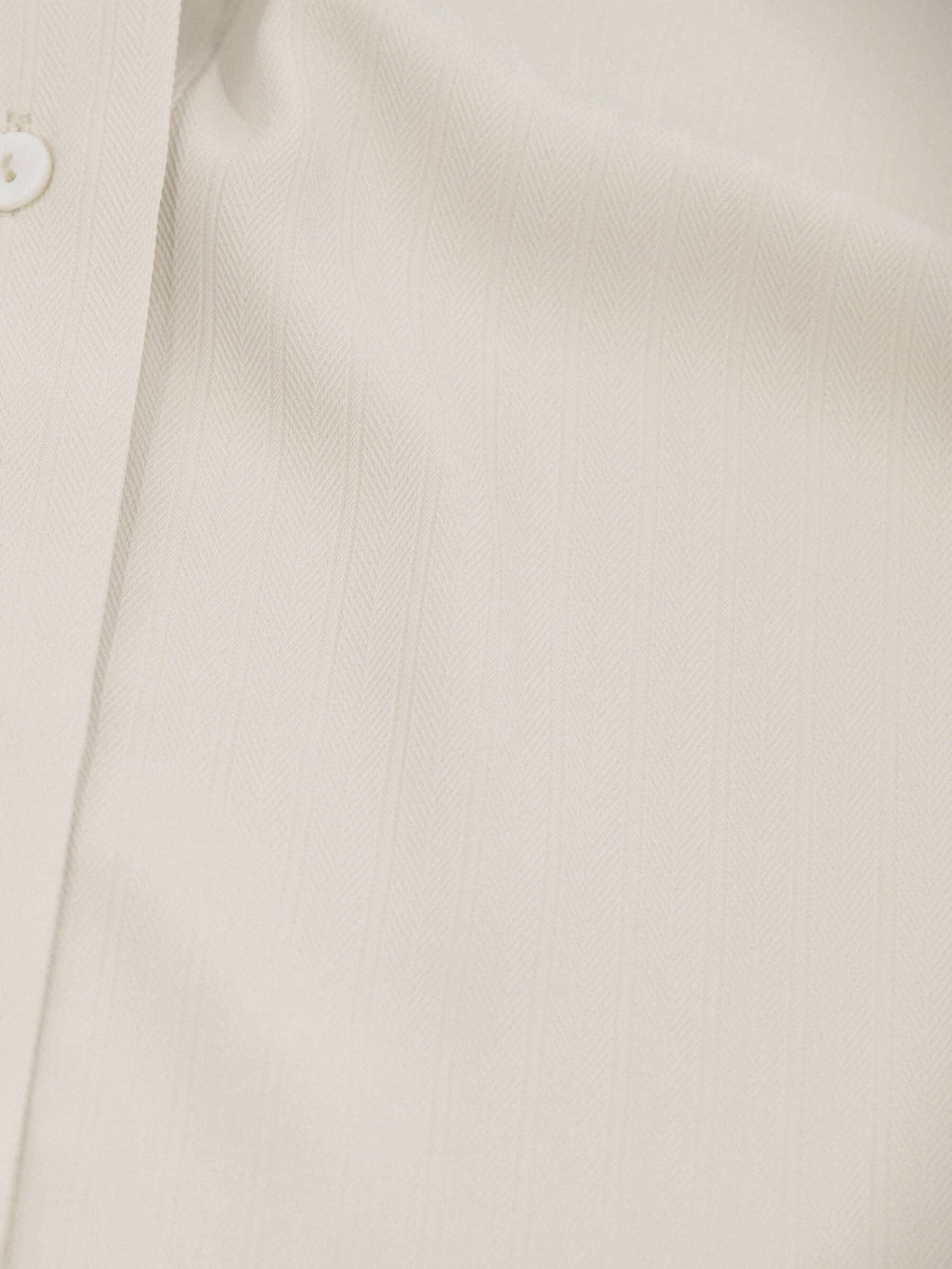 Cubic Oatmeal Collar Tied Slim Fit Shirt